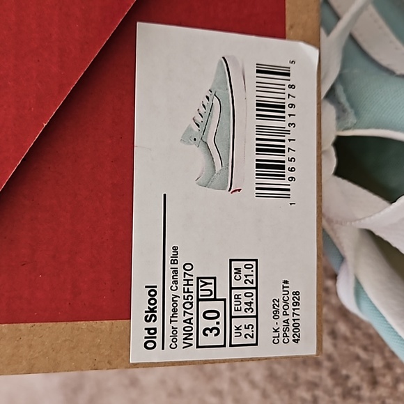 GIRLS OLD SKOOL VANS SZ 3 - Picture 8 of 8